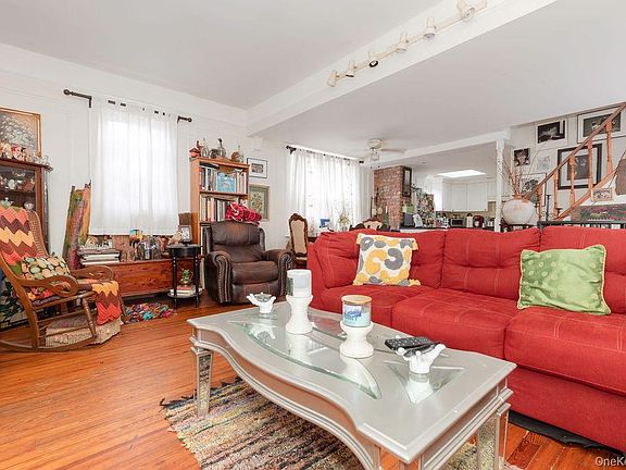 5th image of 155 Hawkins Street