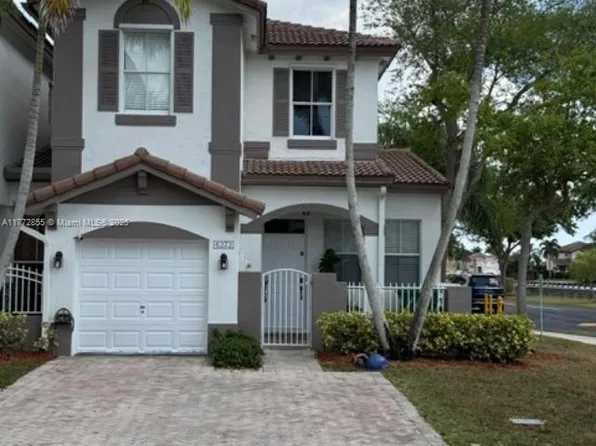 6373 SW 165th Ave, Miami, FL 33193