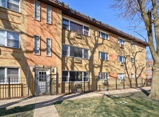 6828 N Greenview Ave APT 2N, Chicago, IL 60626