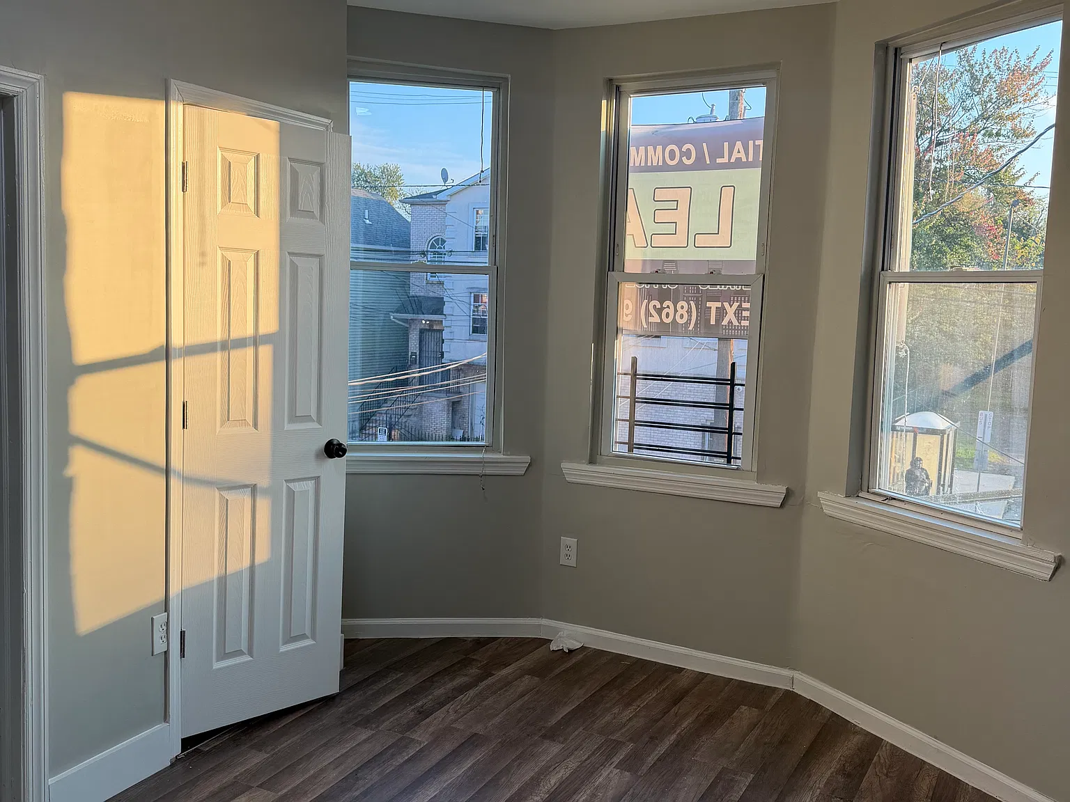 3 bed, $1,850 — Photo 2