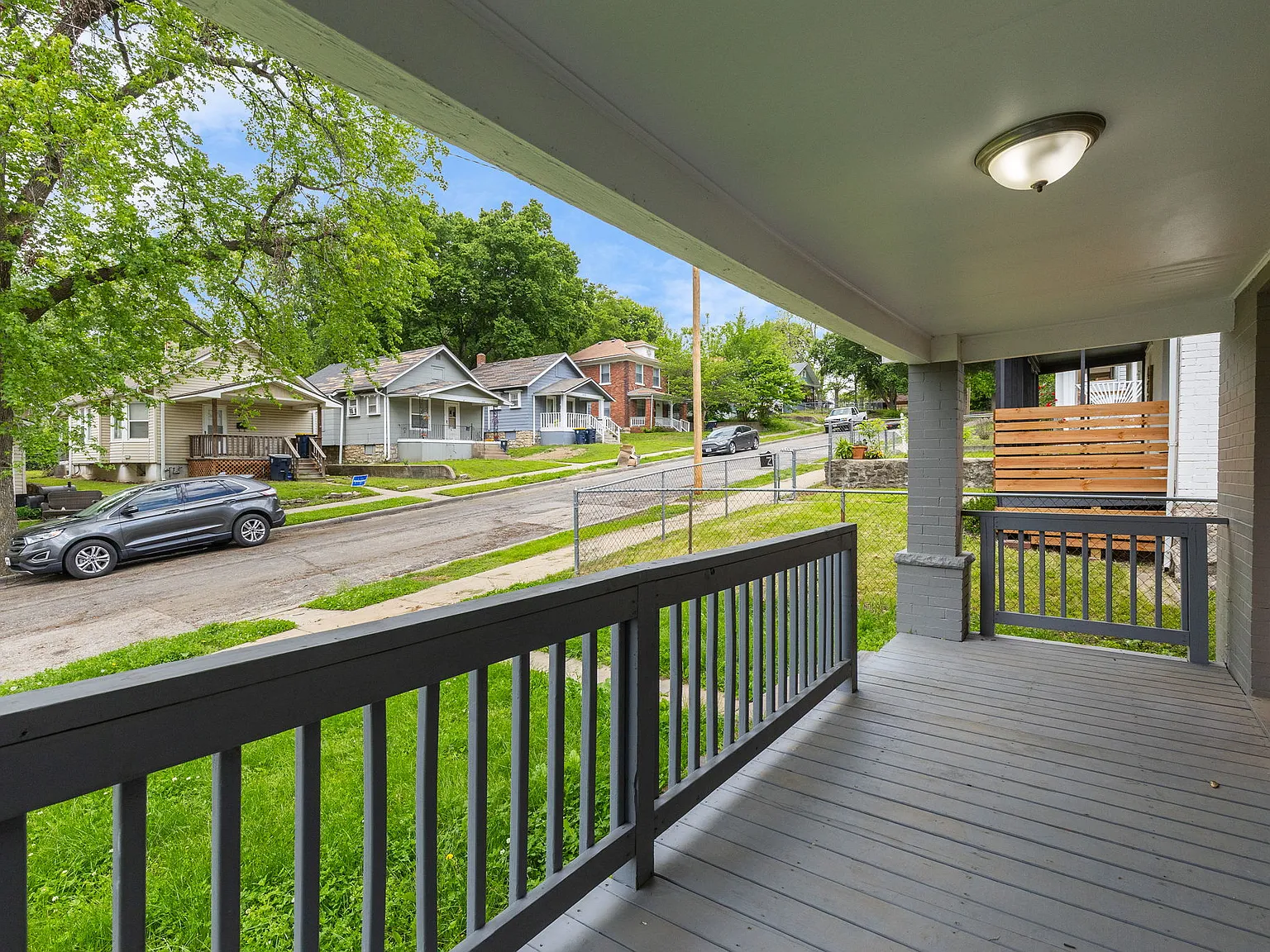 2 bed, 801 sqft, $1,200 — Photo 2