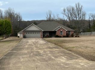 102 Kacy Dr, Searcy, AR 72143