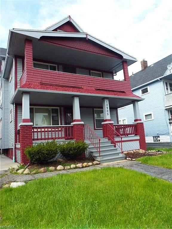 12905 Forest Ave photo 1