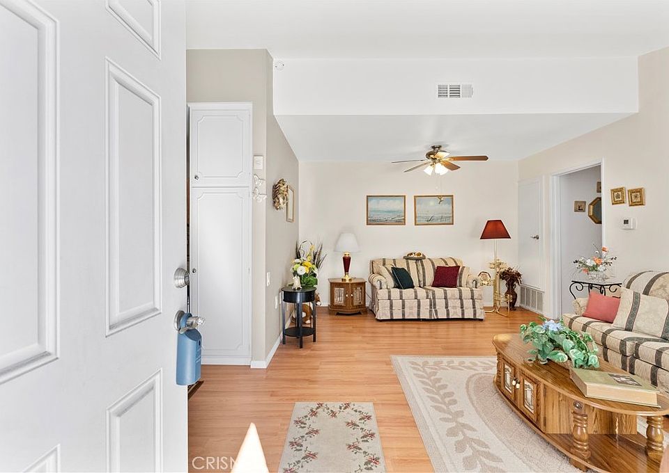 Friendly Village Apartments Newhall, CA Zillow