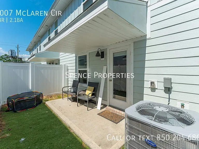 1007 McLaren Cir — Photo 28