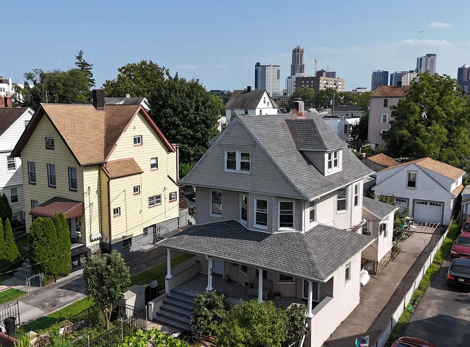 1 bed, 1.5 bath, $1,600 — Photo 1