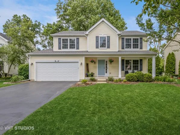 3057 Shenandoah Dr, Carpentersville, IL 60110