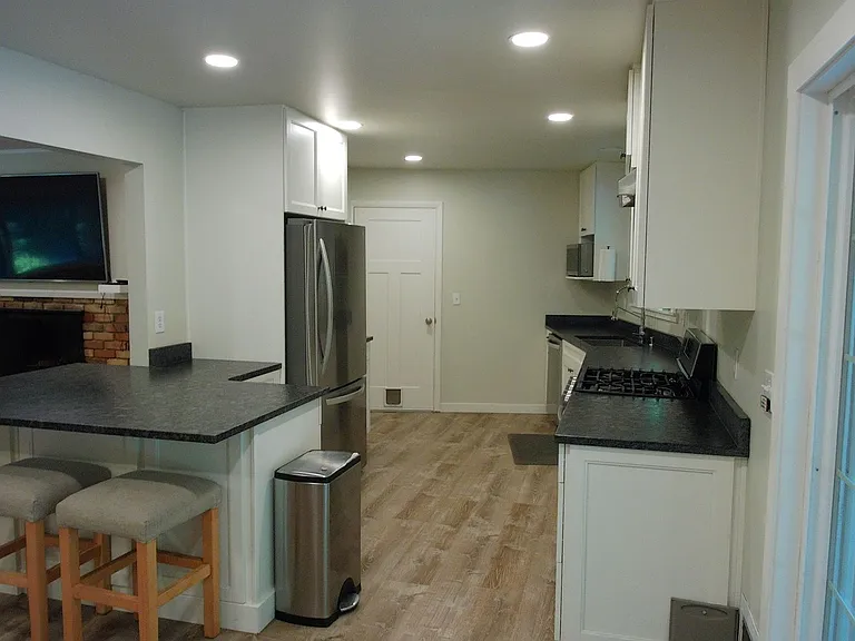 996 Thrushwood Dr — Photo 14