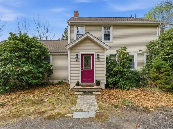 36 Brayton Rd, Smithfield, RI 02917