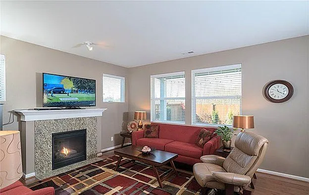17723 39th Ave SE — Photo 2