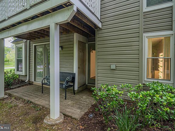 4th image of 11401 Little Patuxent Pkwy Unit 102