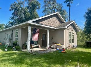131 W Leary Dr, Wewahitchka, FL 32465
