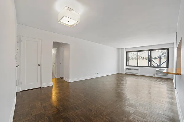 Rented by R New York | media 13