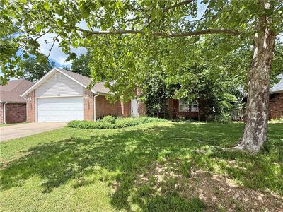 2700 SW Seminole St, Bentonville, AR, 72712
