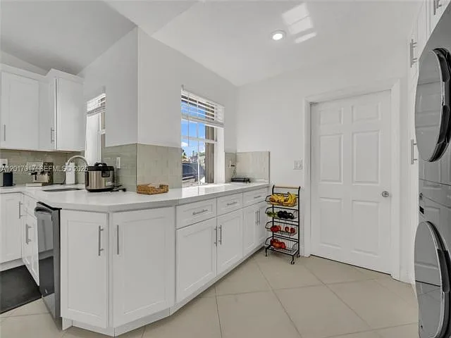 14813 SW 171st Ter — Photo 8