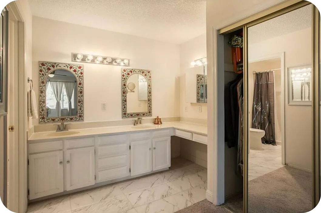 3 bed, 2271 sqft, $3,300 — Photo 3