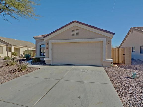 3rd image of 2156 N Sabino Ln