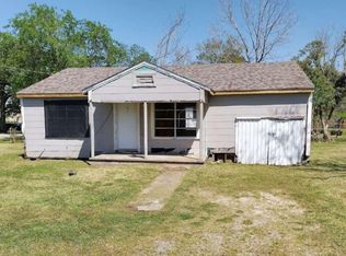803 Chester St, Orange, TX 77630