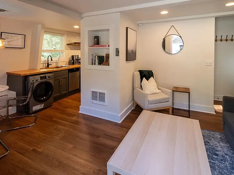 64 Creekside Dr #B — Photo 23