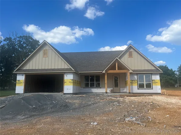 16605 W Sierra Cir, Tahlequah, OK 74464