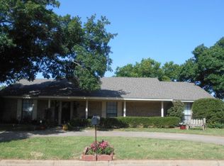 2602 Twin Oaks, Vernon, TX 76384