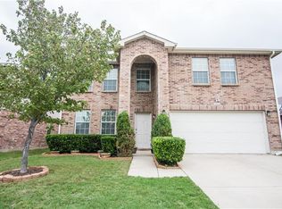 1913 Shasta View Dr, Justin, TX 76247
