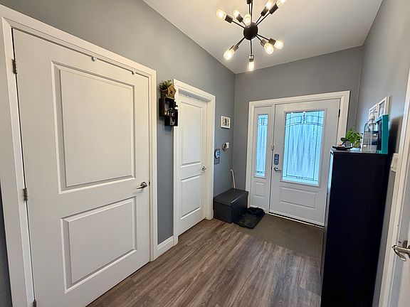 4th image of 13 Meda St #2