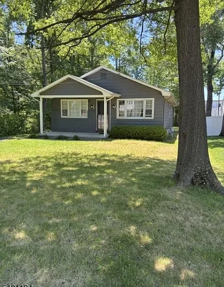 19 Hewetson Rd — Photo 3