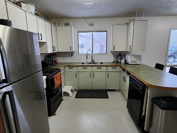 5th image of 1217 Township Road 550