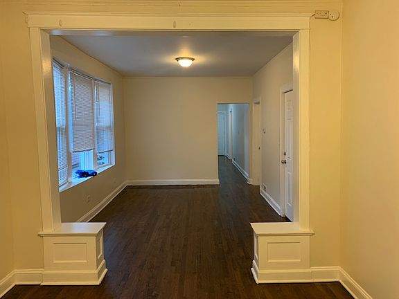 3rd image of 9102 S Kingston Ave #Avenue2