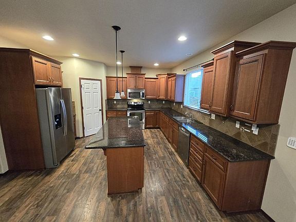 5th image of 19505 26th Avenue Ct E