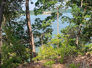 532 Bluff Dr, Rogersville, AL 35652