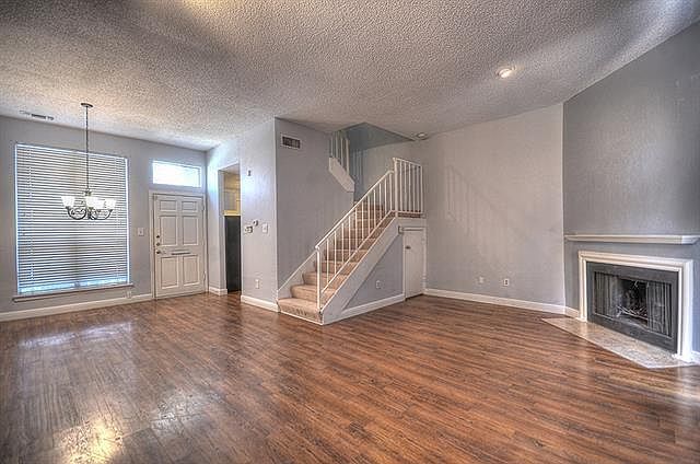 Family room with fireplace 