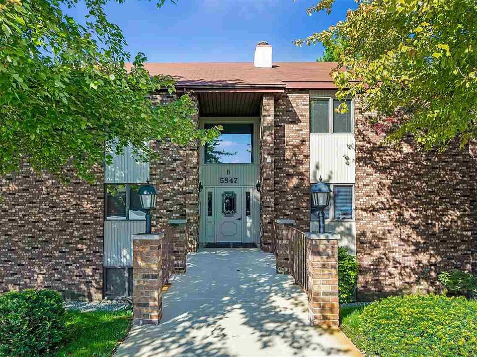 1st image of 5847 Andorra Dr APT B5
