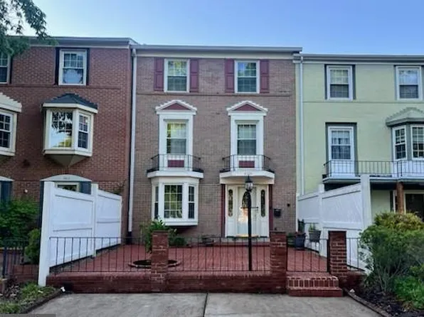 4514 Arendale Sq, Alexandria, VA 22309