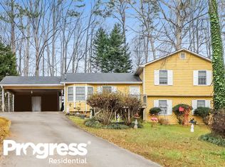 1501 Beechwood Cir, Lawrenceville, GA 30046