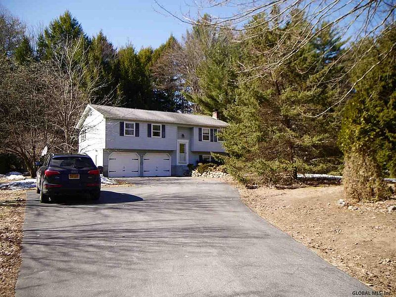 2nd image of 104 SAND HILL Road