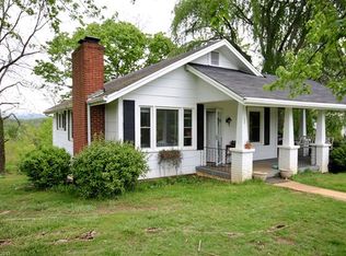 135 Jupiter Rd, Weaverville, NC 28787