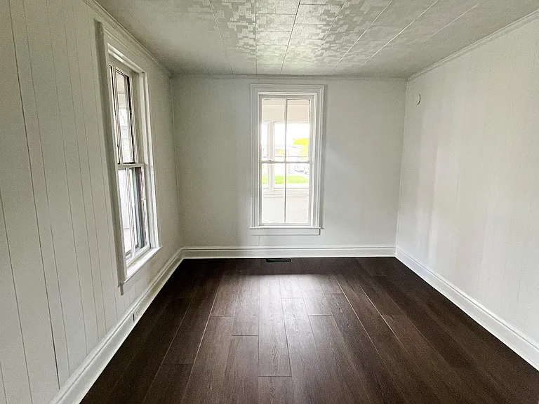 611 Cooper St — Photo 16