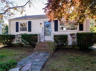 4 John St, Fairhaven, MA 02719