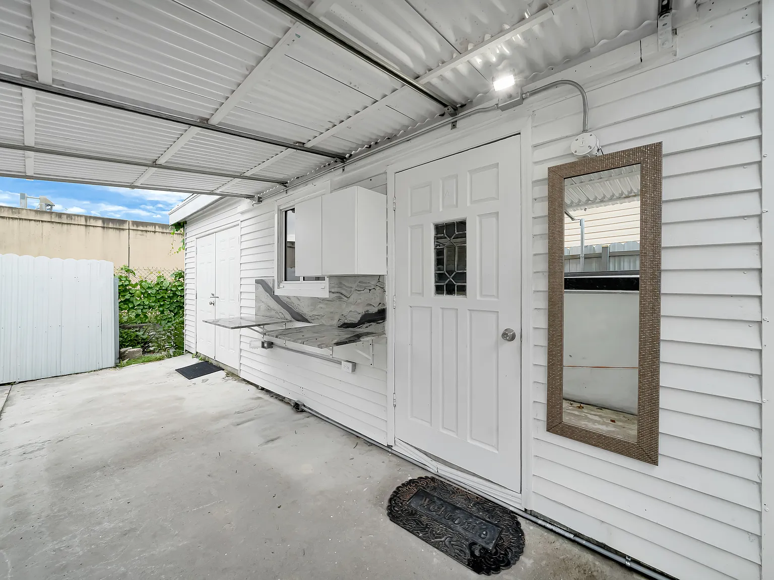 Studio, 500 sqft, $1,500 — Photo 2