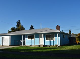 1378 Olympic St, Springfield, OR 97477