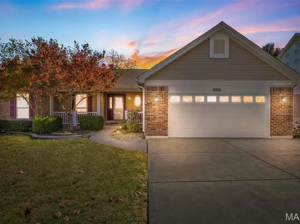 2912 Woodbridge Estates Dr, Saint Louis, MO 63129