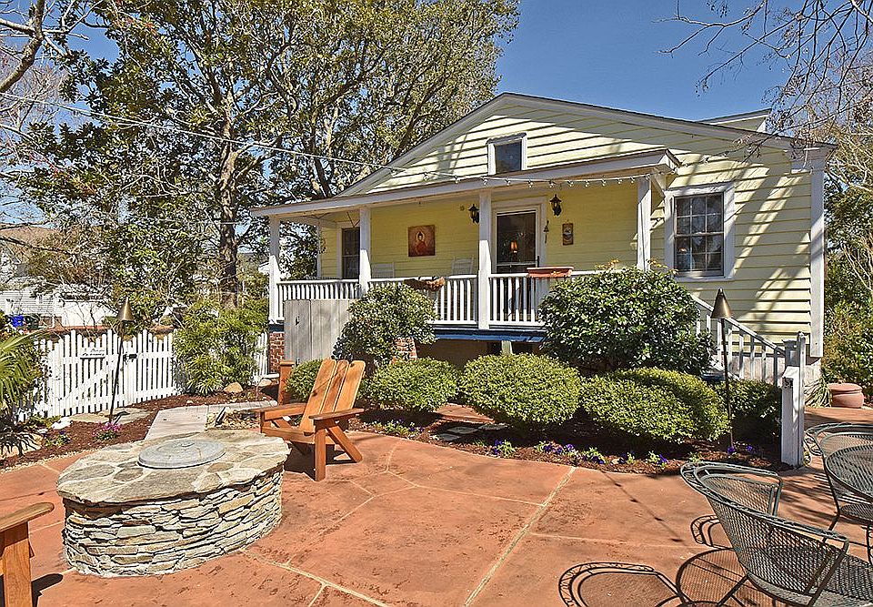 1st image of 118 Ann St