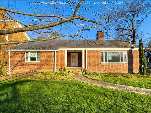 2nd image of 1000 Edgewood Dr