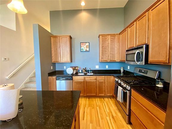 2nd image of 207 79th St #207