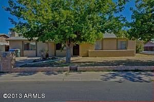 2nd image of 8149 W Glenrosa Ave