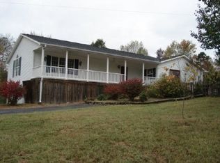 107 Ryans Ln, Harriman, TN 37748