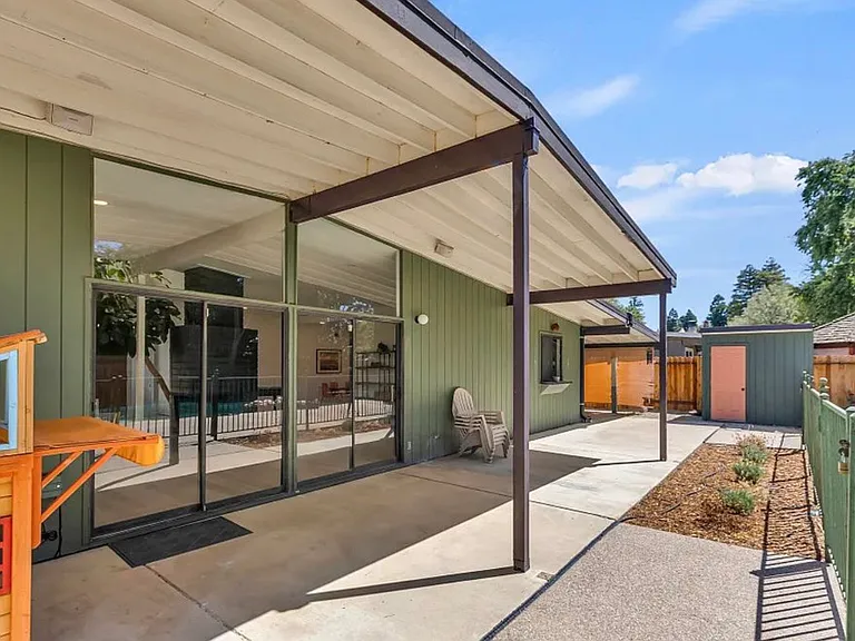 8712 Celery Ct — Photo 28