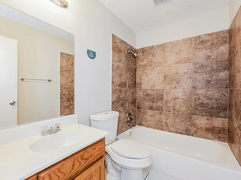 1104 Havenbrook Dr — Photo 15